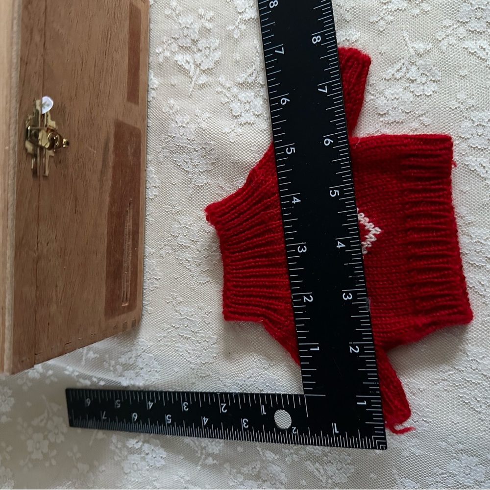 Teddy Bear Sweater - Picture 2 of 3